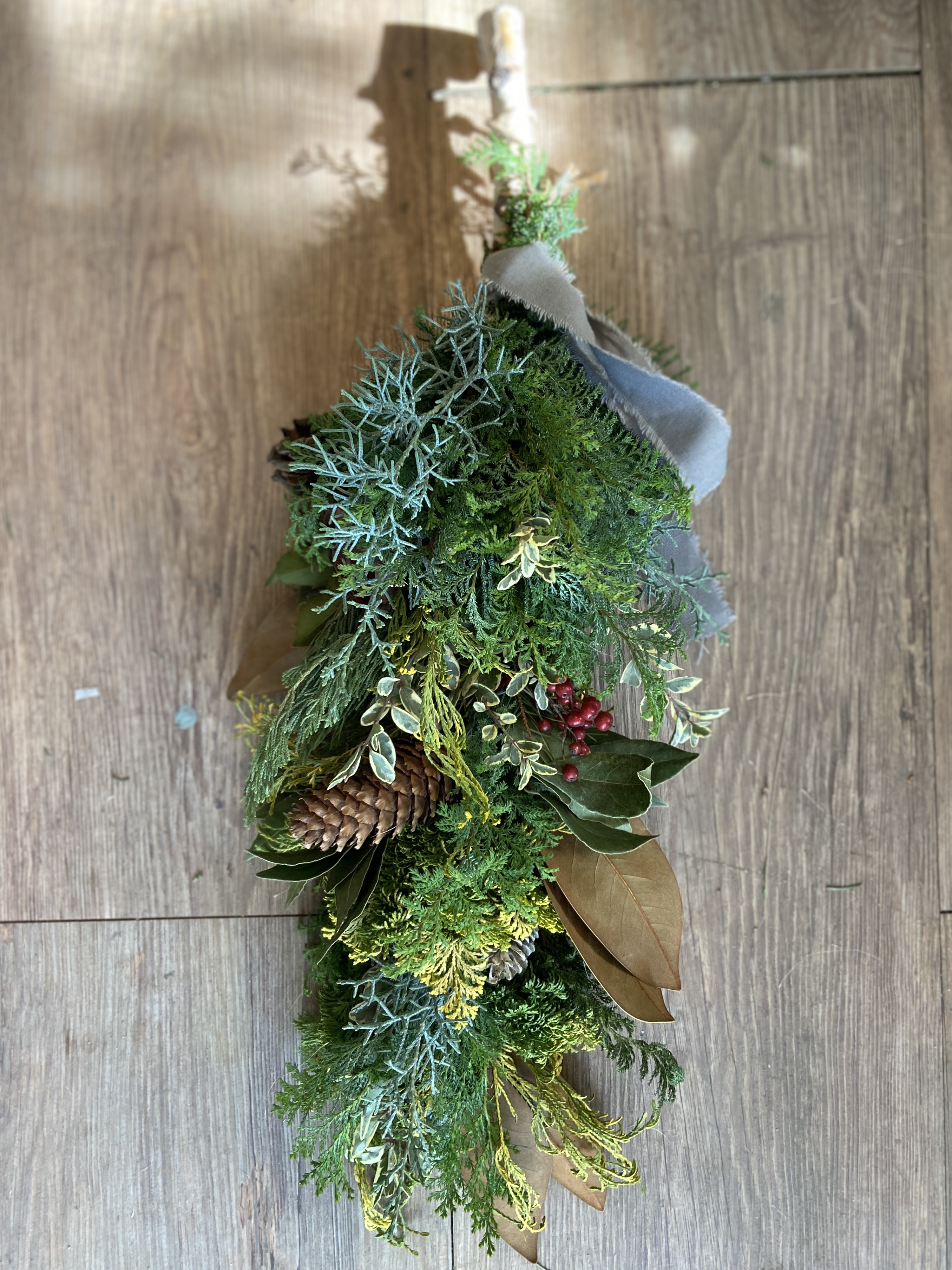 身近な植物を使ったスワッグ